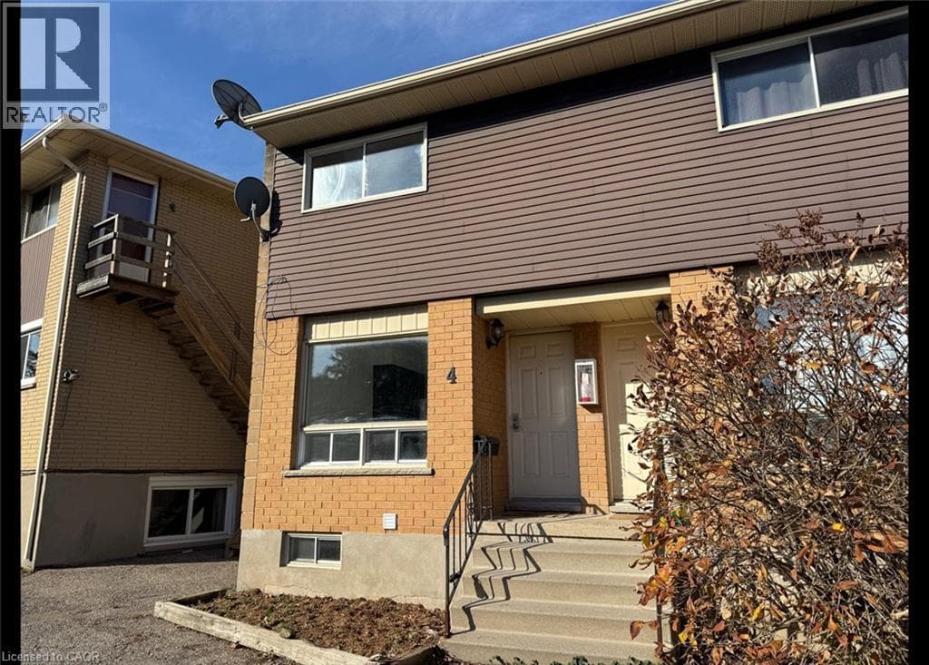 Photo of 4 – 32 Ralgreen Crescent