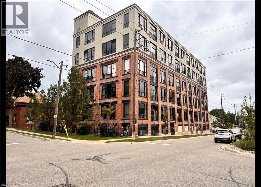 Photo of 401 – 120 Mansion Street